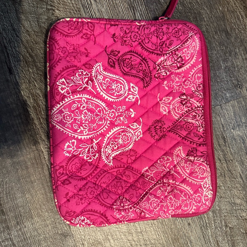 Vera Bradley Fuchsia Paisley Quilted Pouch